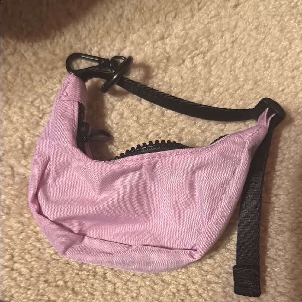 BAGGU Mini Crescent Bag Charm/Keychain